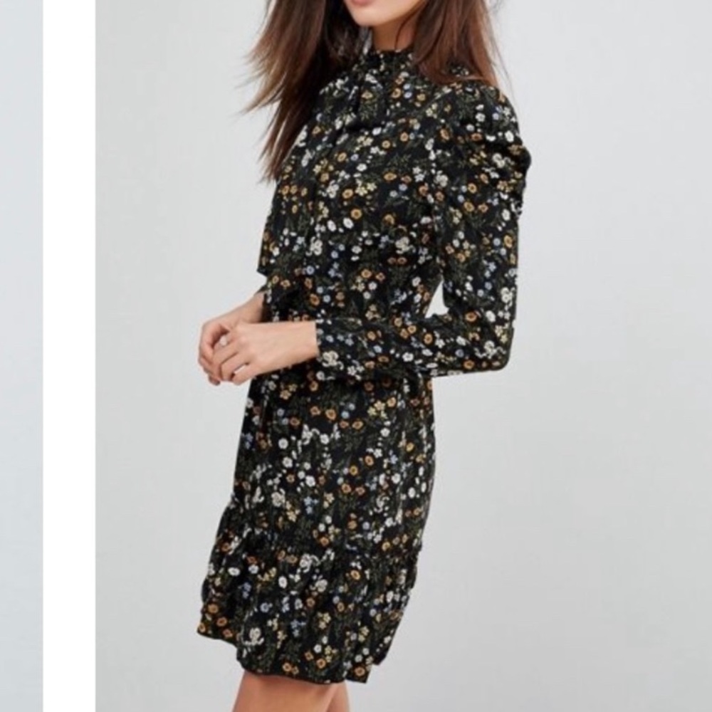 Parisian high neck dress with tie.